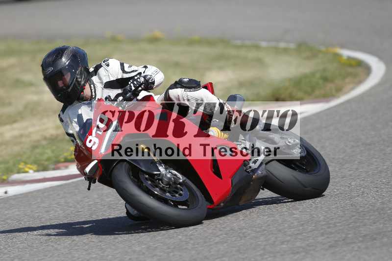 /21 17.06.2026  Ducati Schweiz Track Warmup ADR/Gruppe gelb/910
